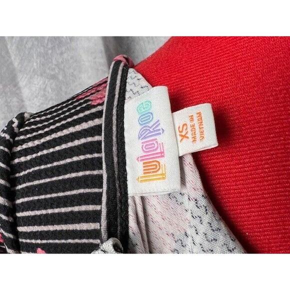 LuLaRoe Amelia Dress XS Black Gray Purple Peony Pansy Floral - Picture 6 of 6